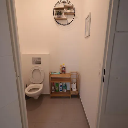 Exclusive In 4 Bedrooms *