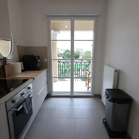 Apartment Exclusive In 4 Bedrooms
